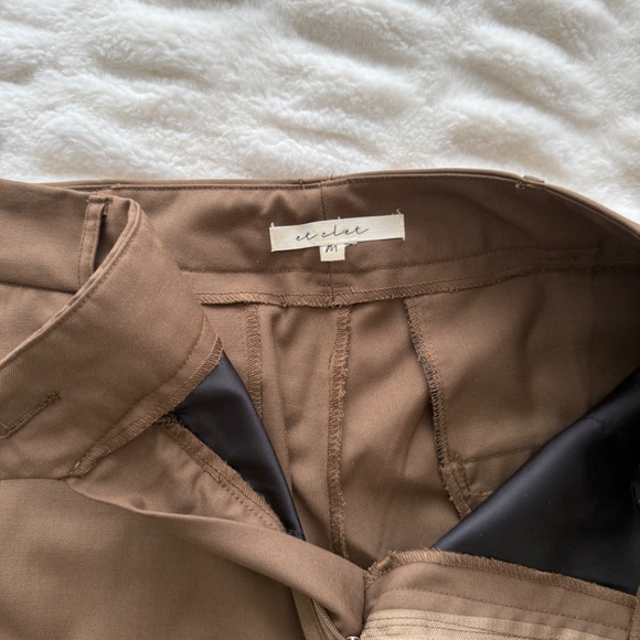 Brown trousers - Picture 2 of 4